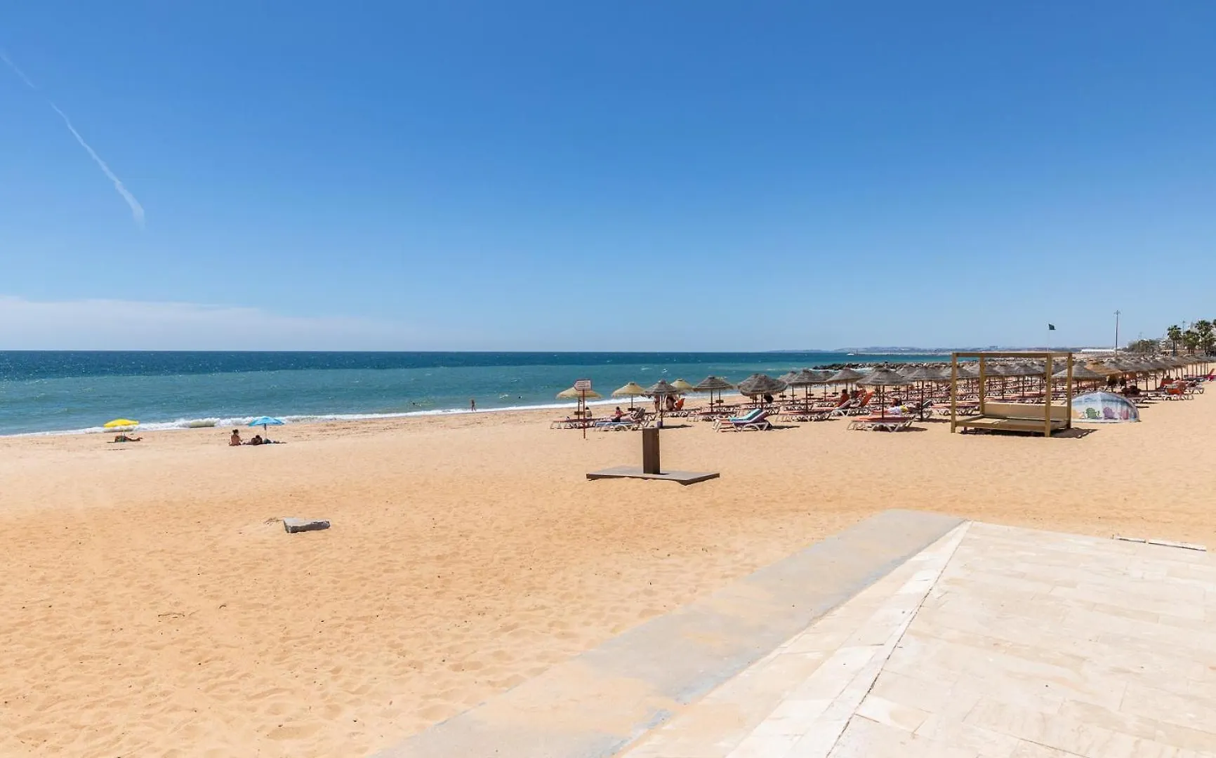 Superb Front Beach Carteia Flat Quarteira