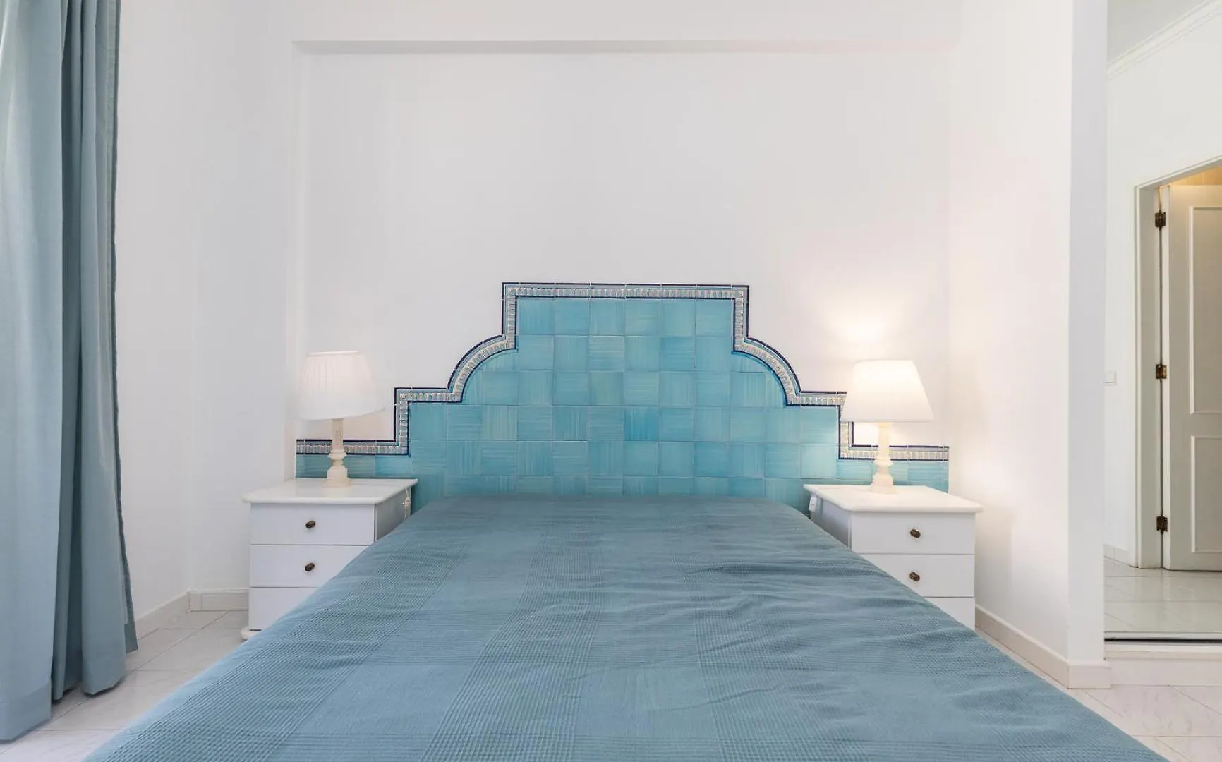 Superb Front Beach Carteia Flat Quarteira